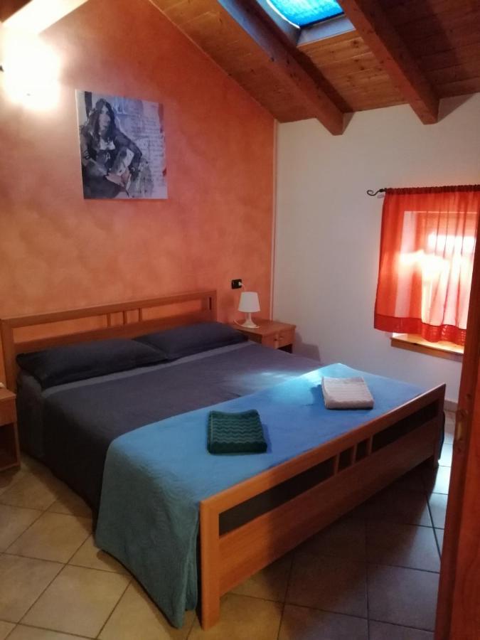 Casa Vacanze Ca' Manara Apartment Stazzona ภายนอก รูปภาพ